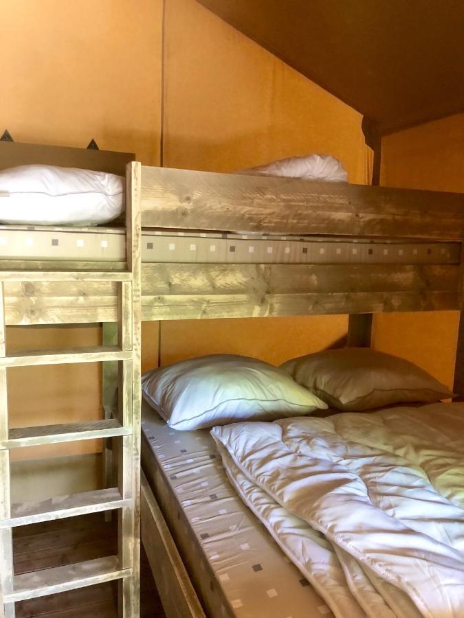 Camping Etang Des Bois Vieilles-Maisons-sur-Joudry Exterior foto
