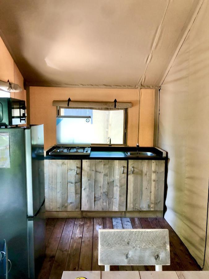 Camping Etang Des Bois Vieilles-Maisons-sur-Joudry Exterior foto