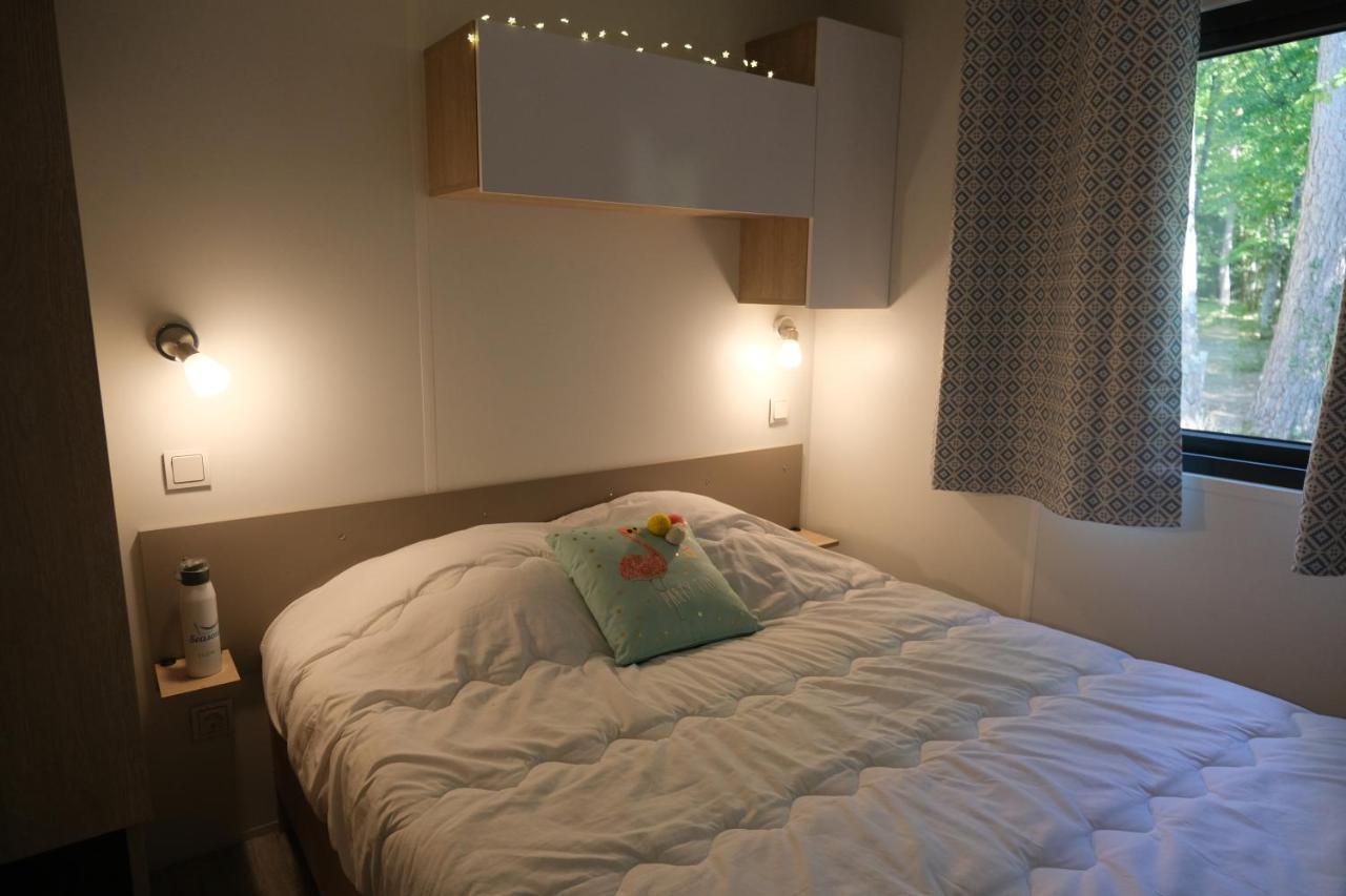 Camping Etang Des Bois Vieilles-Maisons-sur-Joudry Exterior foto