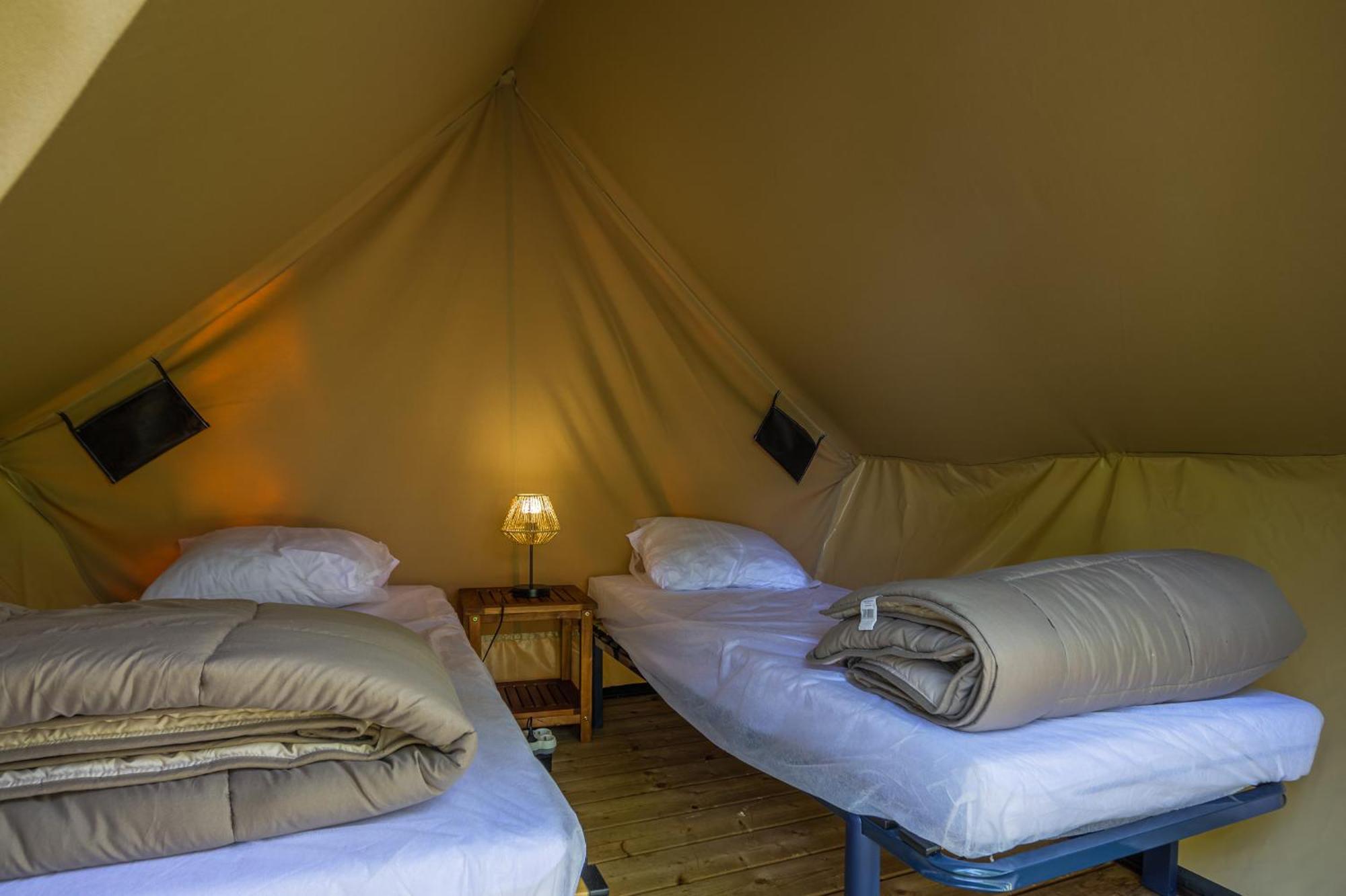 Camping Etang Des Bois Vieilles-Maisons-sur-Joudry Exterior foto